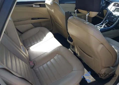 2013 Ford Fusion Se z USA, uszkodzony, nr VIN 3FA6P0HR5DR131655